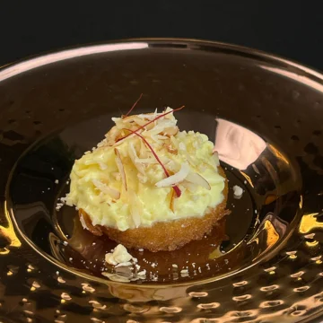 Shahi Tukda at Tajnuma, Agra