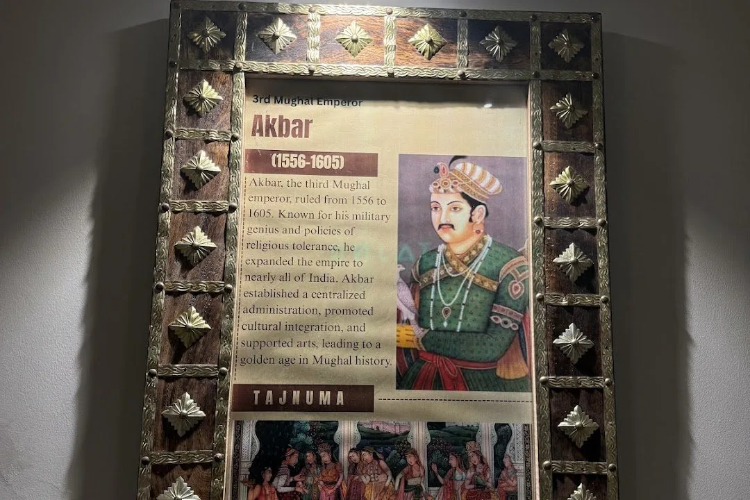 Mughal-era artwork at Tajnuma, Agra